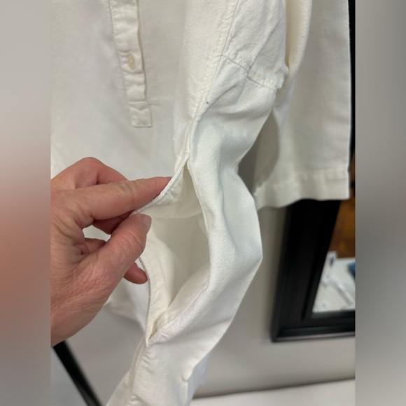 Chemise col rond avec bouton à l’avant - Picture 7 of 7